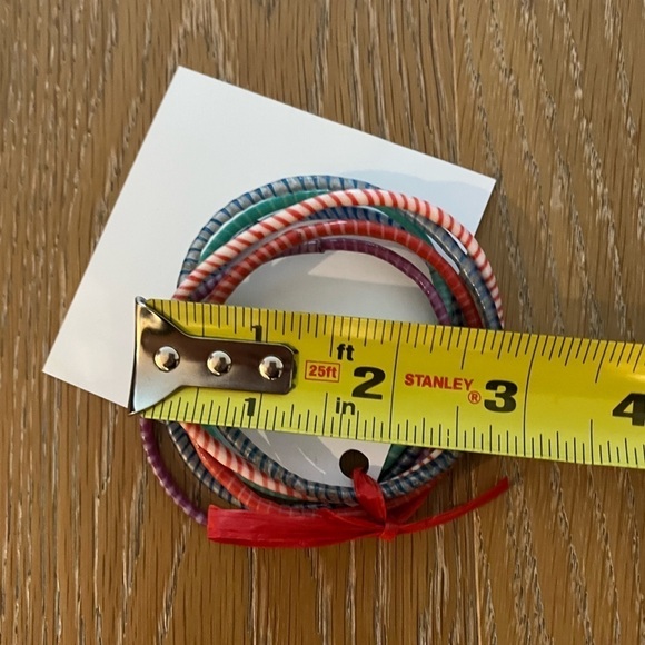 Handmade bracelets - Picture 2 of 3